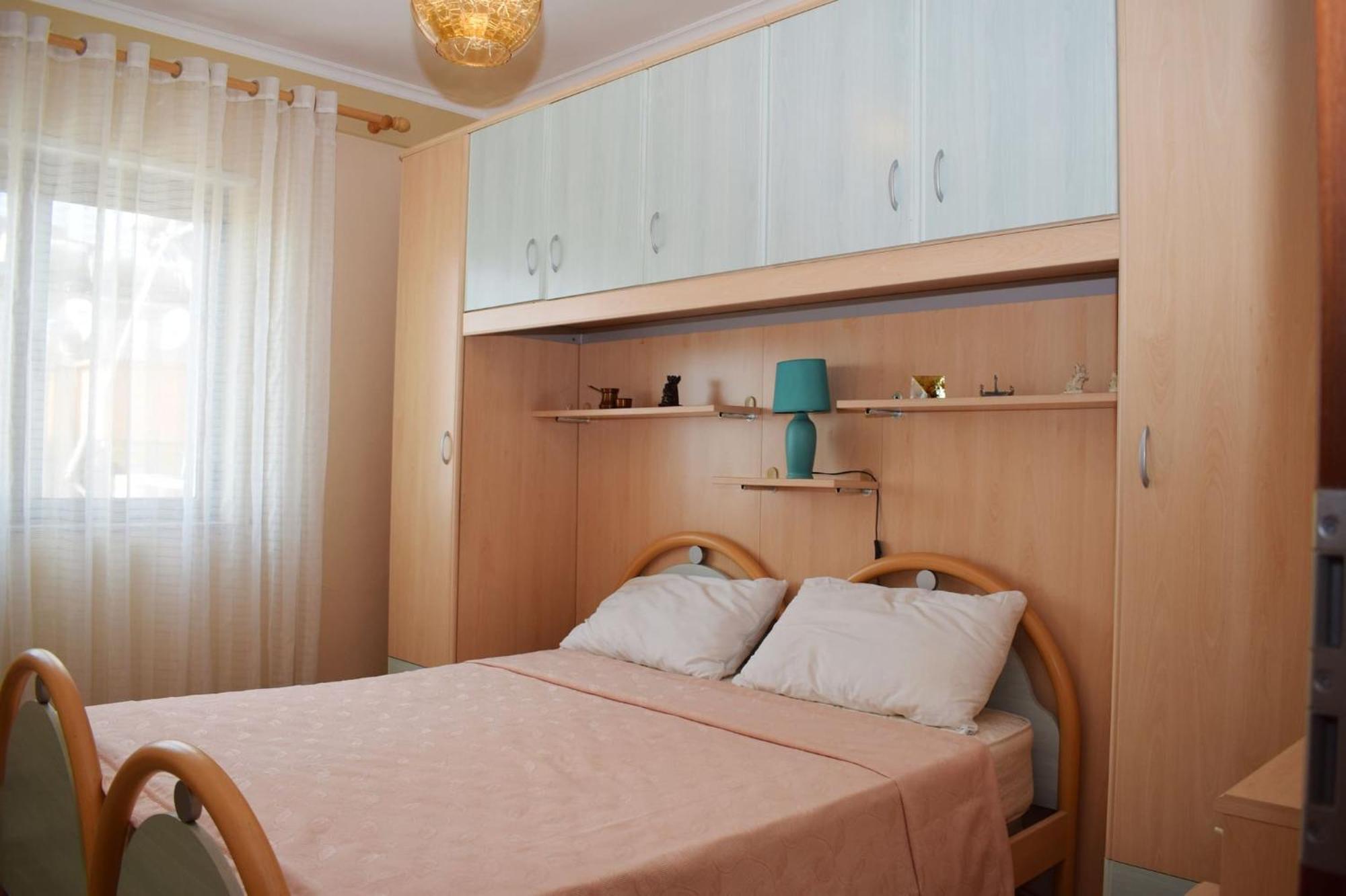 Sea View Apartments In Драч Екстериор снимка