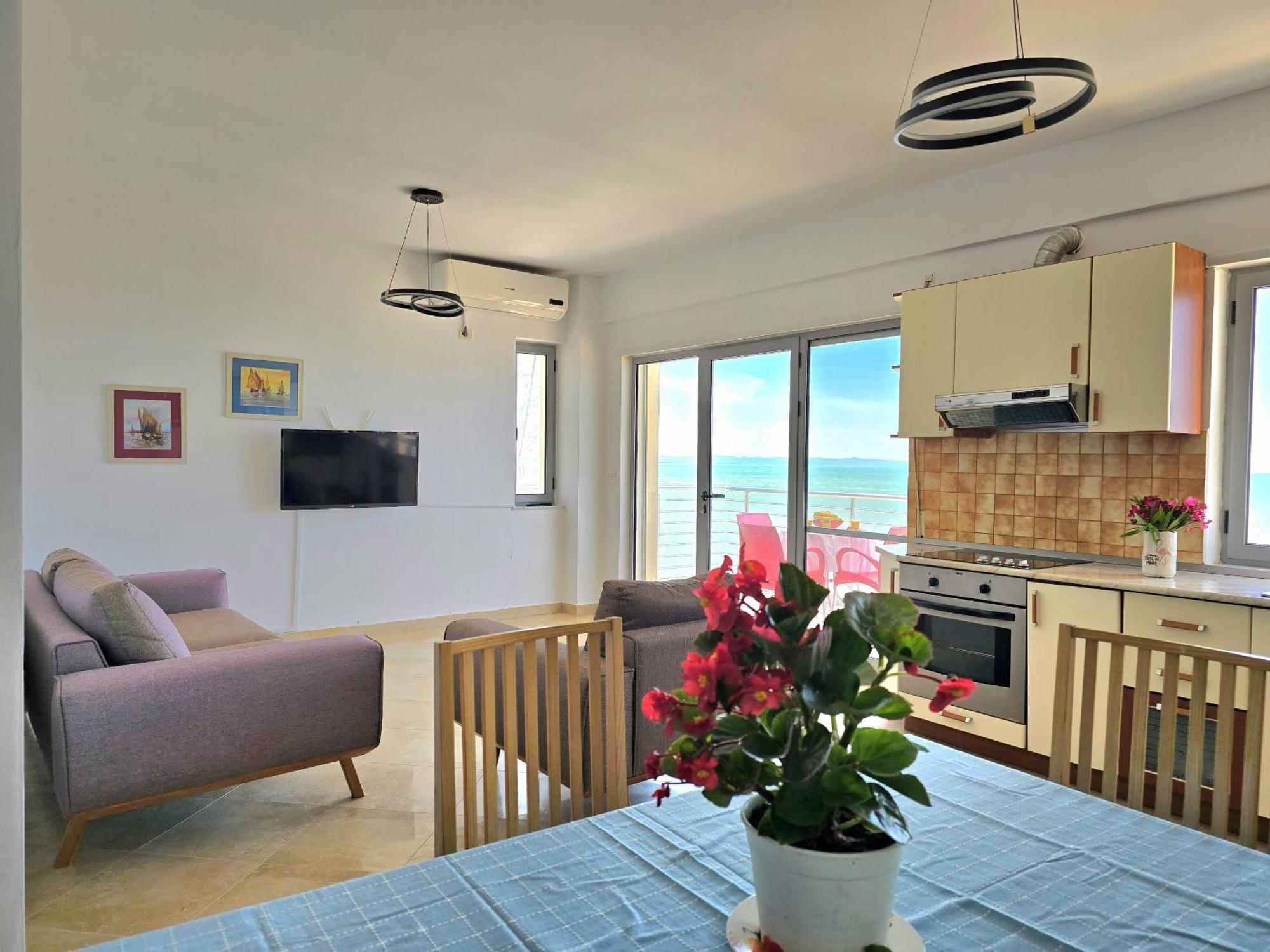 Sea View Apartments In Драч Екстериор снимка