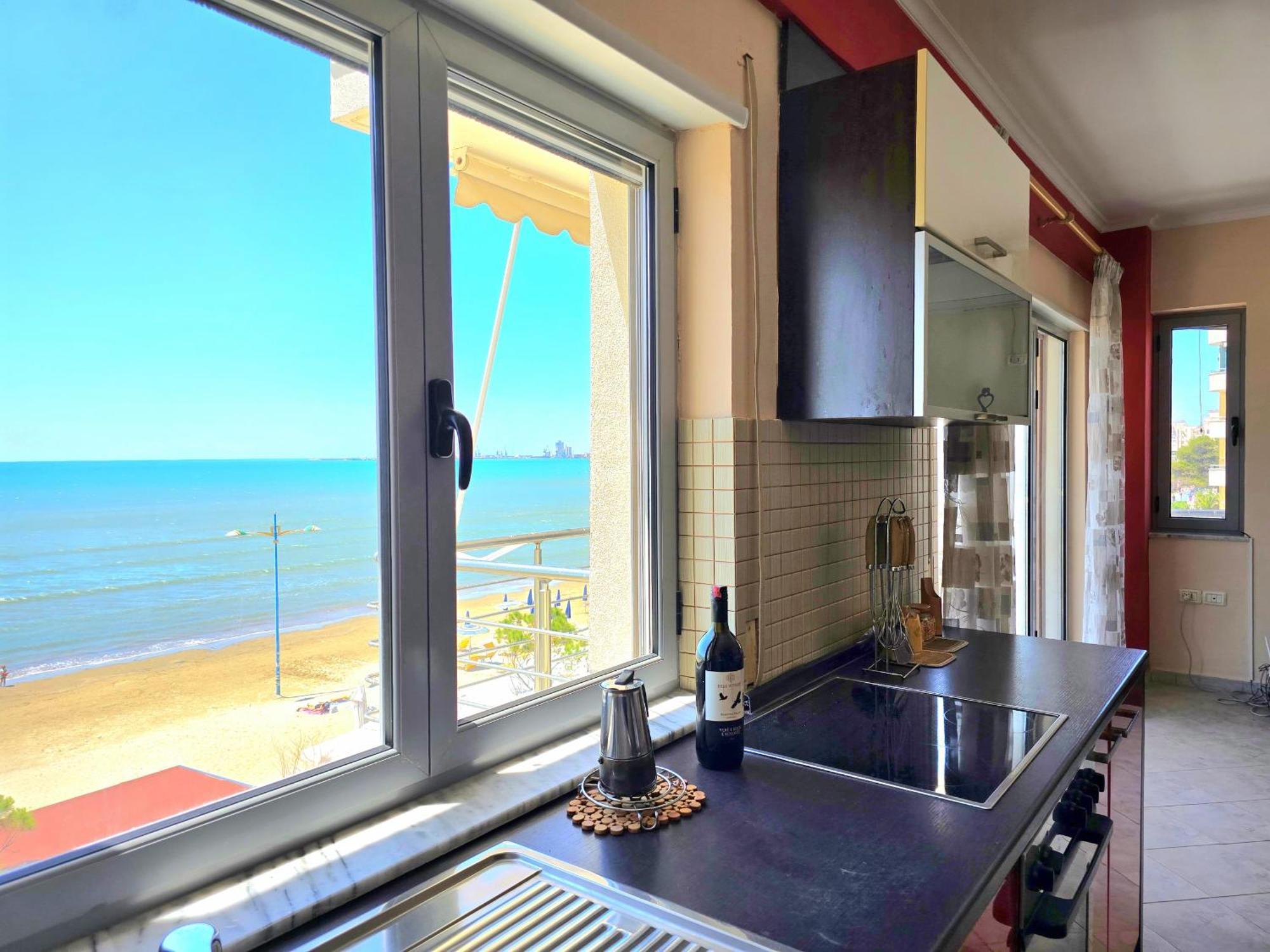 Sea View Apartments In Драч Екстериор снимка